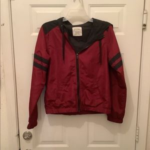 Ladies medium wind and rain top by Zine